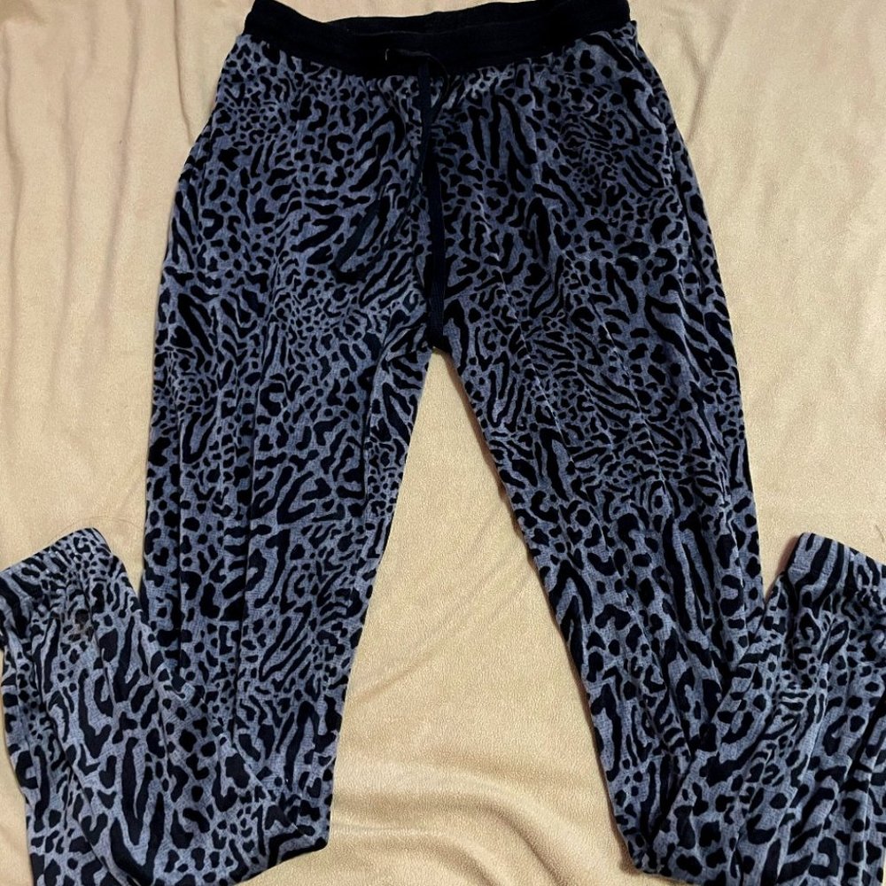 black and grey leopard print super soft pajama pants SECRET TREASURES